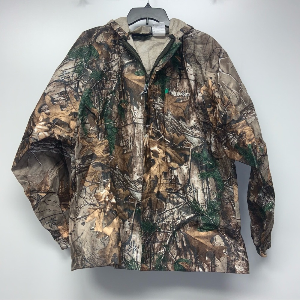NWOT- FroggToggs Mens Classic All-Sport Realtree Xtra Waterproof Breathable Ra…
